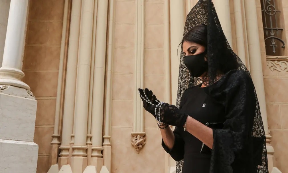 semana santa, mantilla, husveti unnepek, lorenzo carneo, egyhaz, nap fotoja