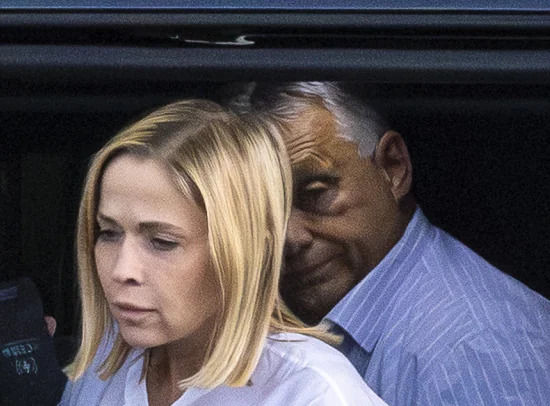 kaminski-fanny-triton-communications-orban-viktor-kampany