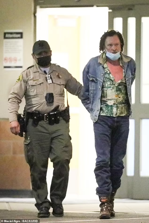 bilincsben-vittek-el-tarantino-filmek-sztarja-michael-madsen