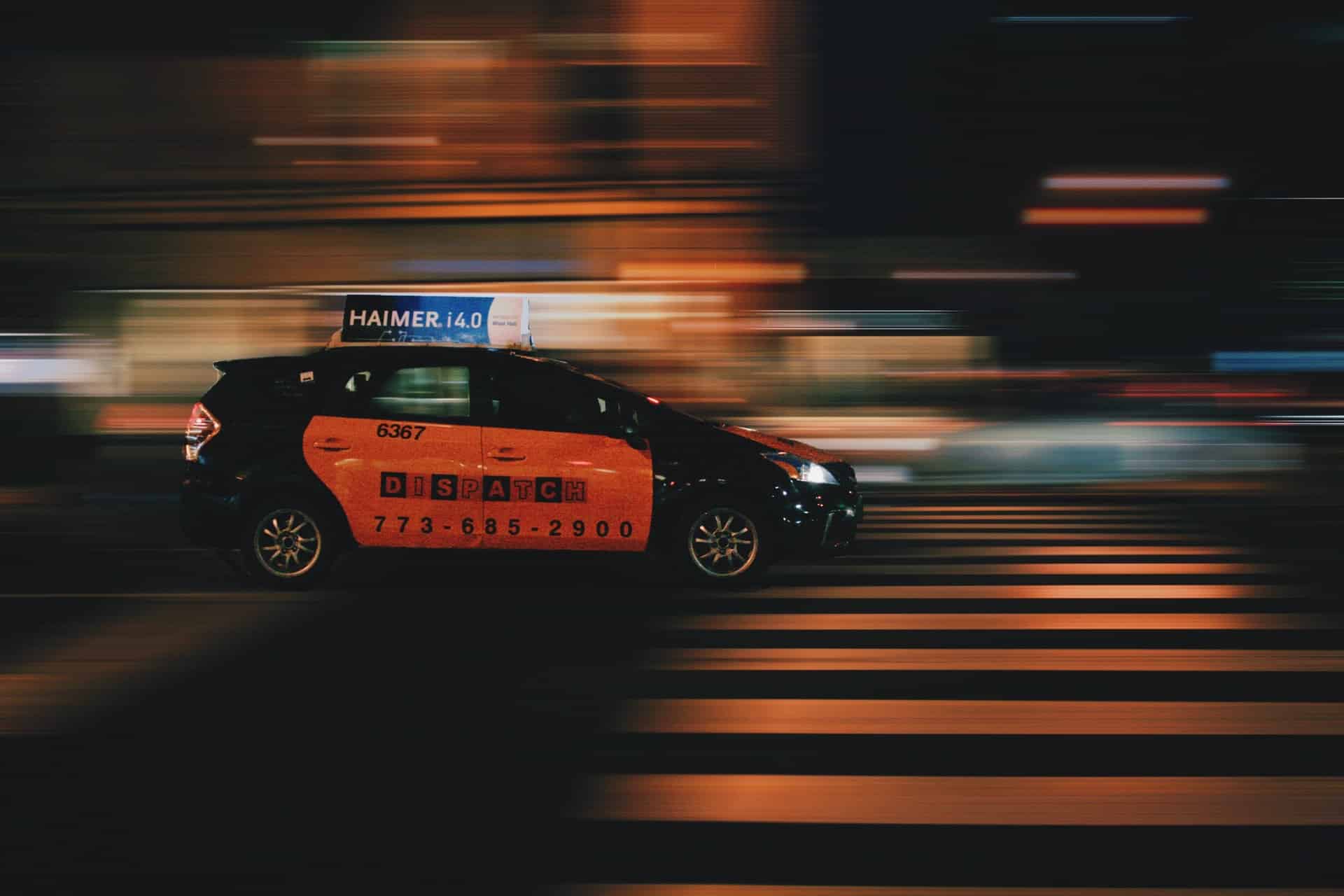 onvezeto auto kocsi robotpilota rendorseg