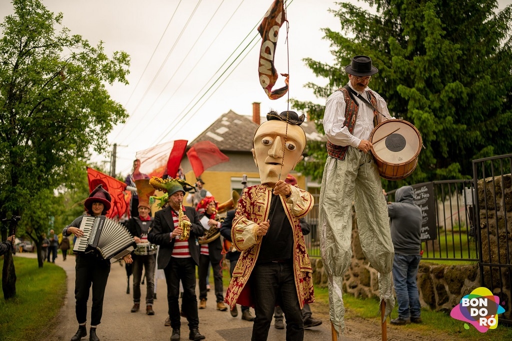 bondoro utcaszinhazi fesztival kapolcs