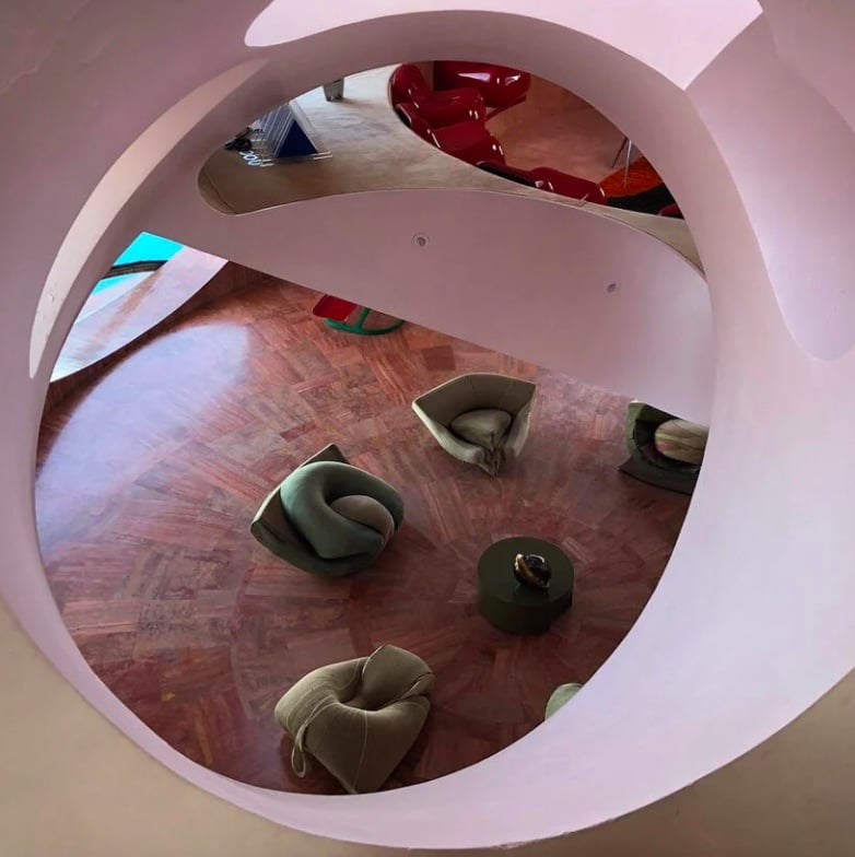 A Le Palais Buller (Buborékpalota), amely Pierre Cardin divattervező tulajdona és a magyar származású Antti Lovag tervezett, eladó / Fotó: La Palais Bulles