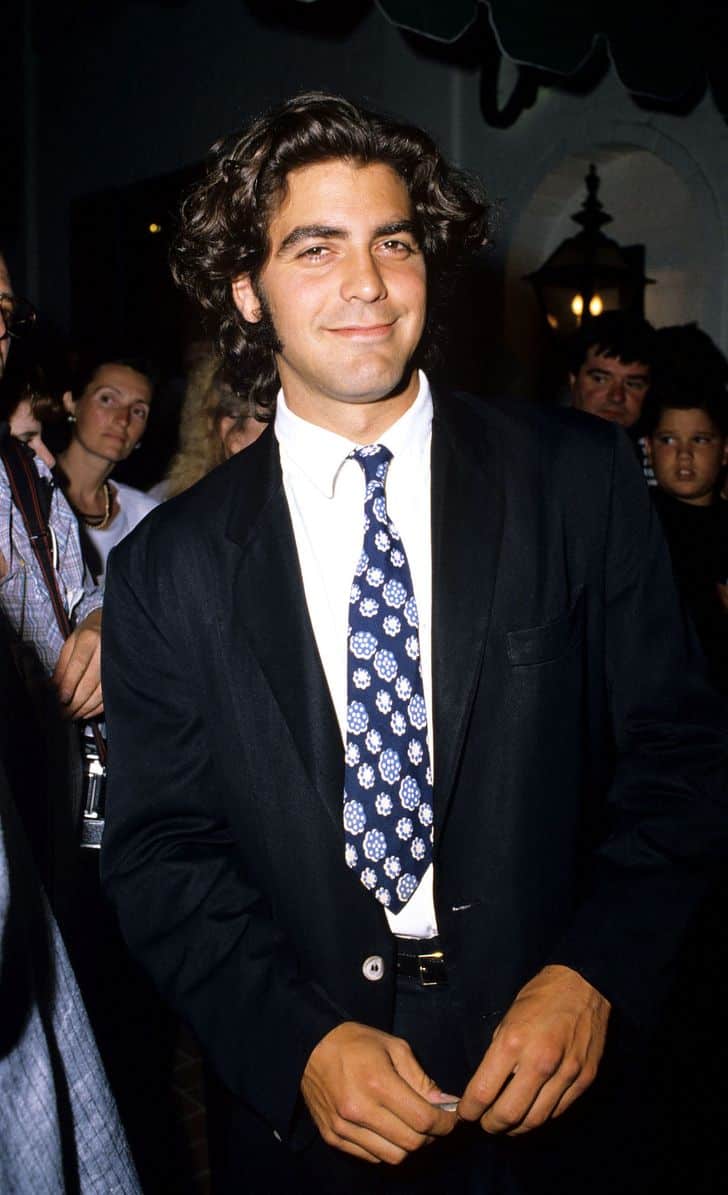 hiressegek regen george clooney