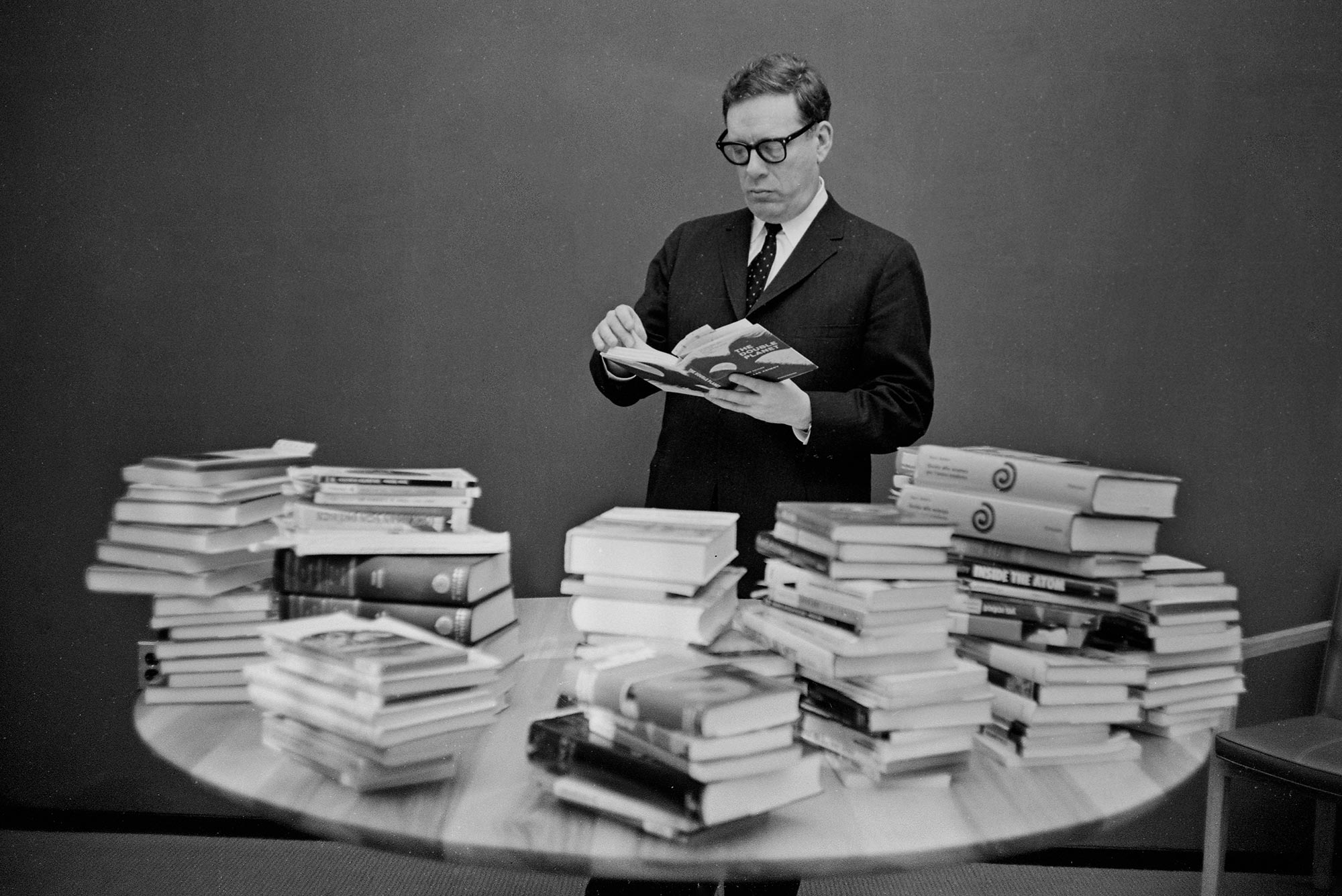 isaac asimov konyvek alapitvany portre szuletesnap