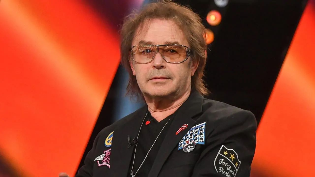 szikora robert cenzura kadar-rendszer alice cooper