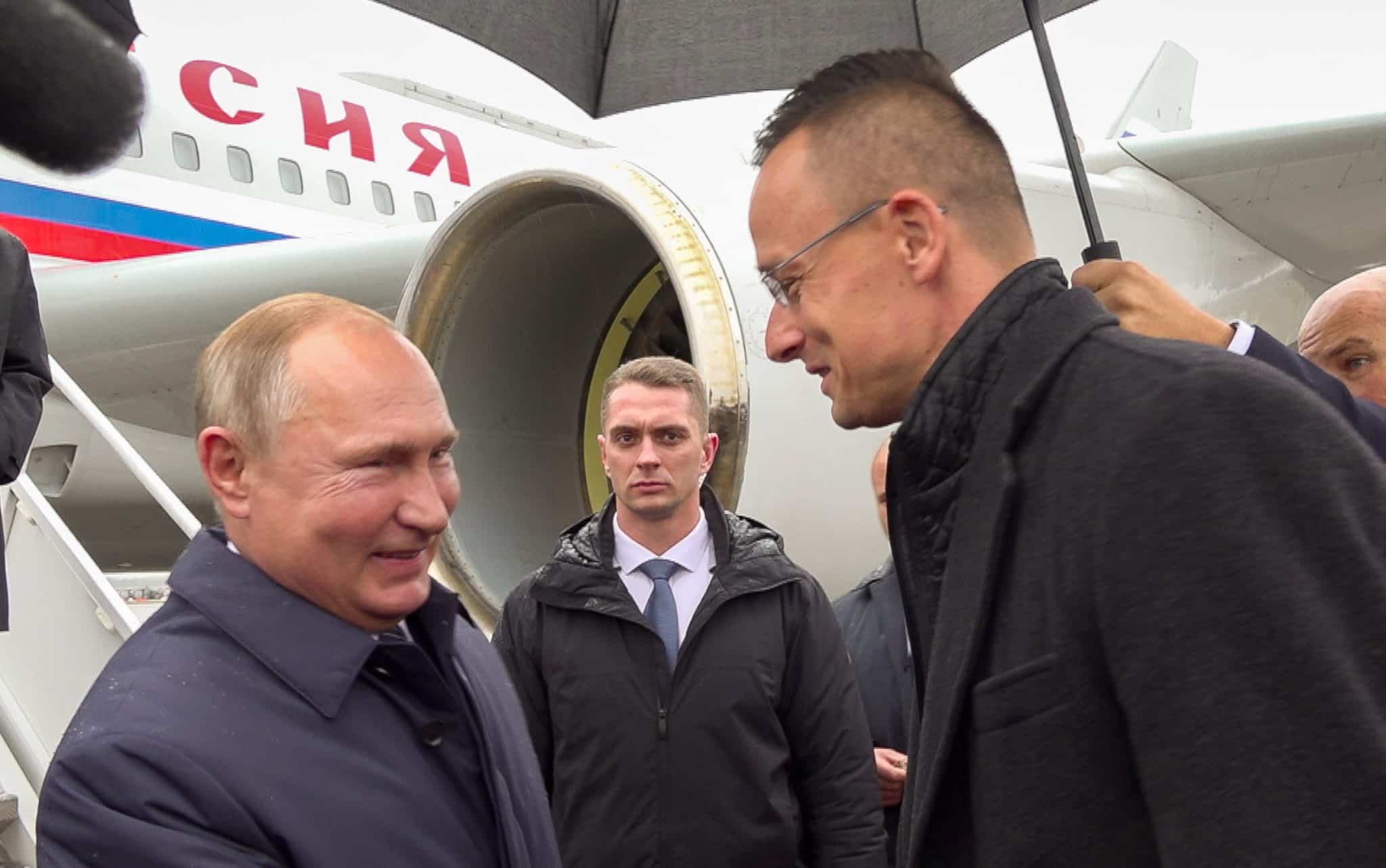 szijjártó péter vlagyimir putyin orosz hekkertámadás magyar külügyminisztérium