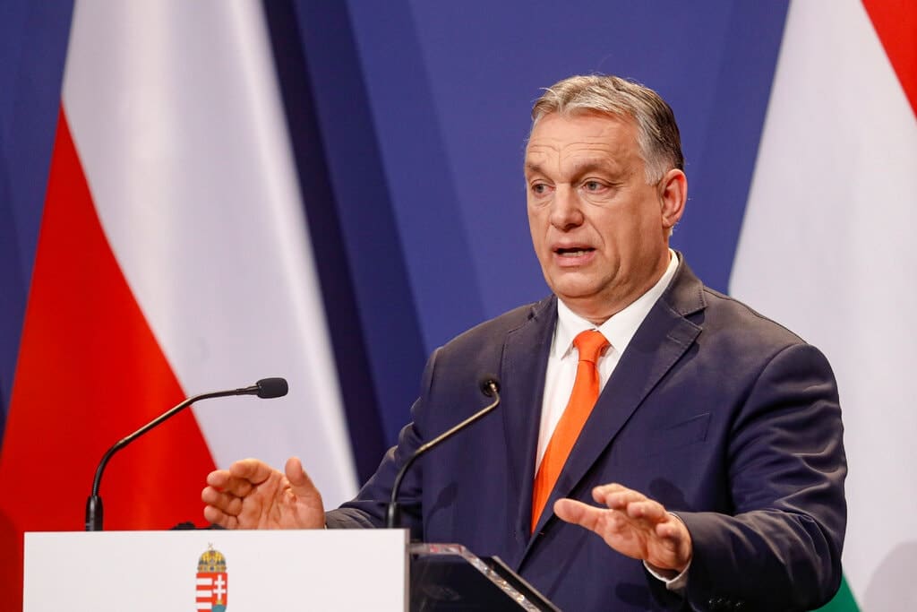 orban viktor egyetemi alapitvanyok