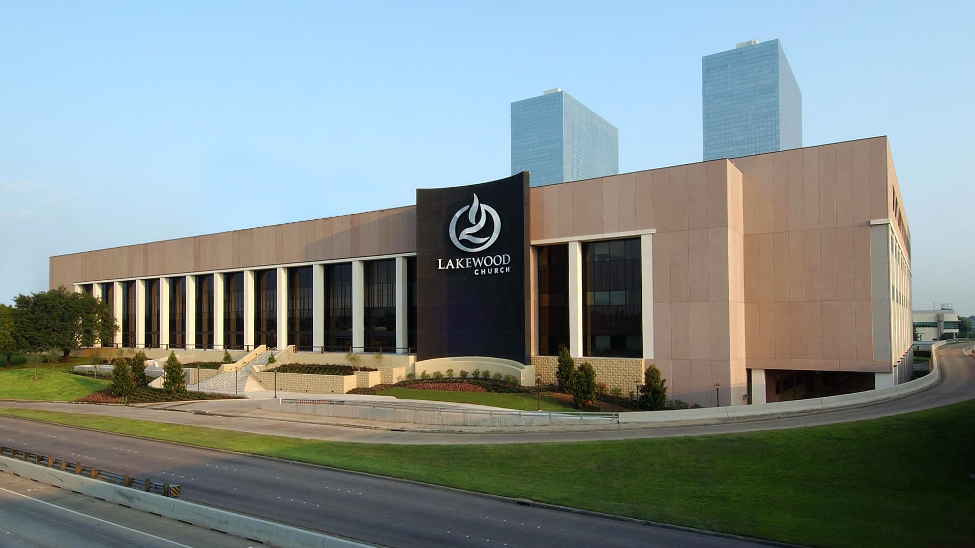 lakewood templom pénz vízvezetékszerelő