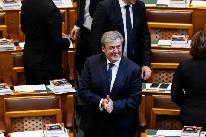 kapitany-istvan-miniszteri-fizetes-felajanlas-koraszulott-mento-alapitvany-2026