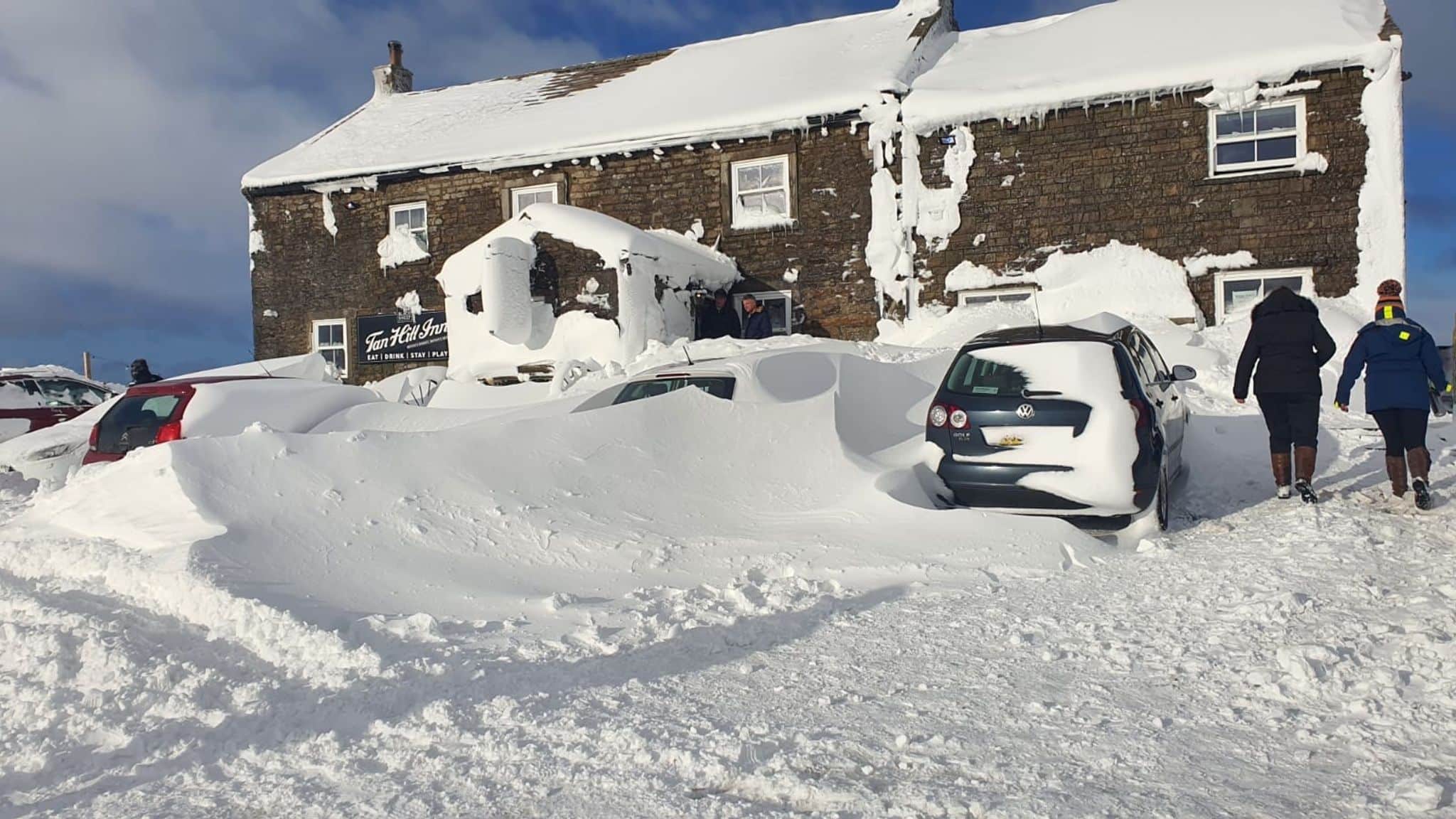 tan hill inn kocsma arwen hovihar
