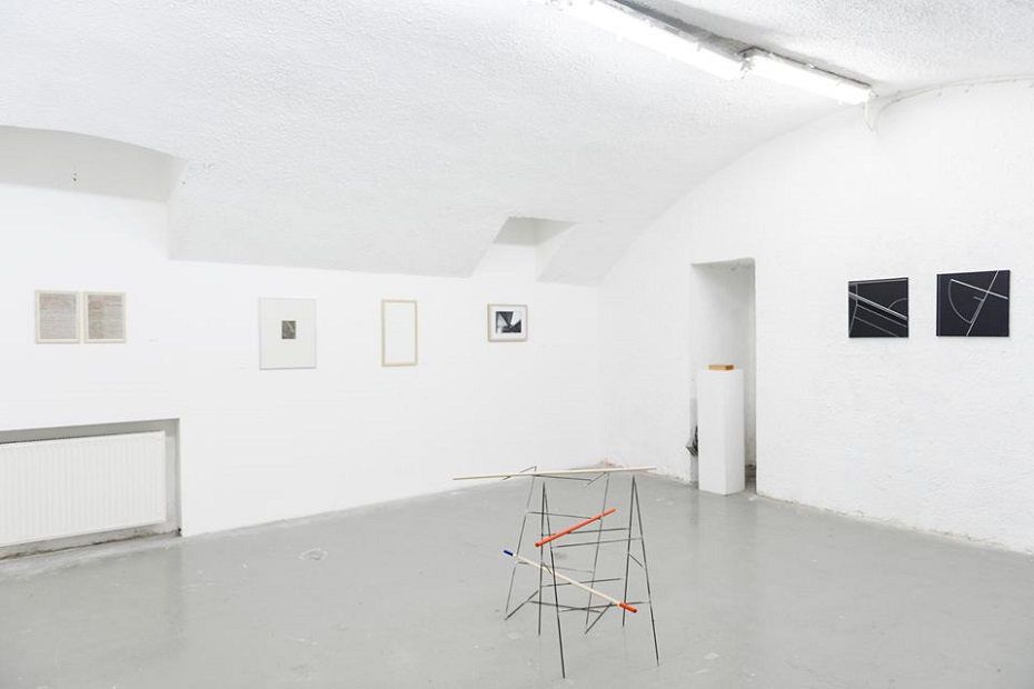 Latarka Galéria / Vonalak kiállítás