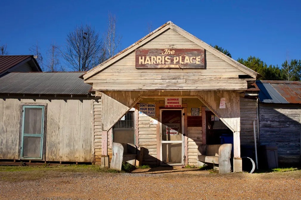 In Search of the Vernacular, Steve Gross, Susan Daley, omladozo hazak, romos hazak, fotokonyv, fotosorozat, Egyesult Allamok, harris place