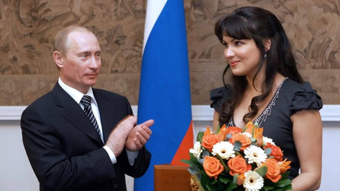 Anna Netrebko Vlagyimir Putyin MET Berlini Állami Operaház fellépés megtagadása