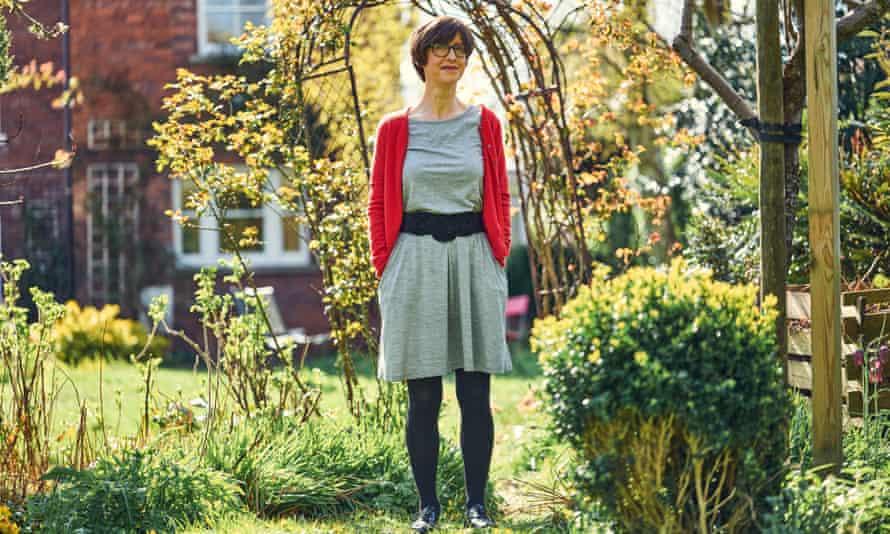 emma beddington wool& kihivas 100 napos ruha kihivas